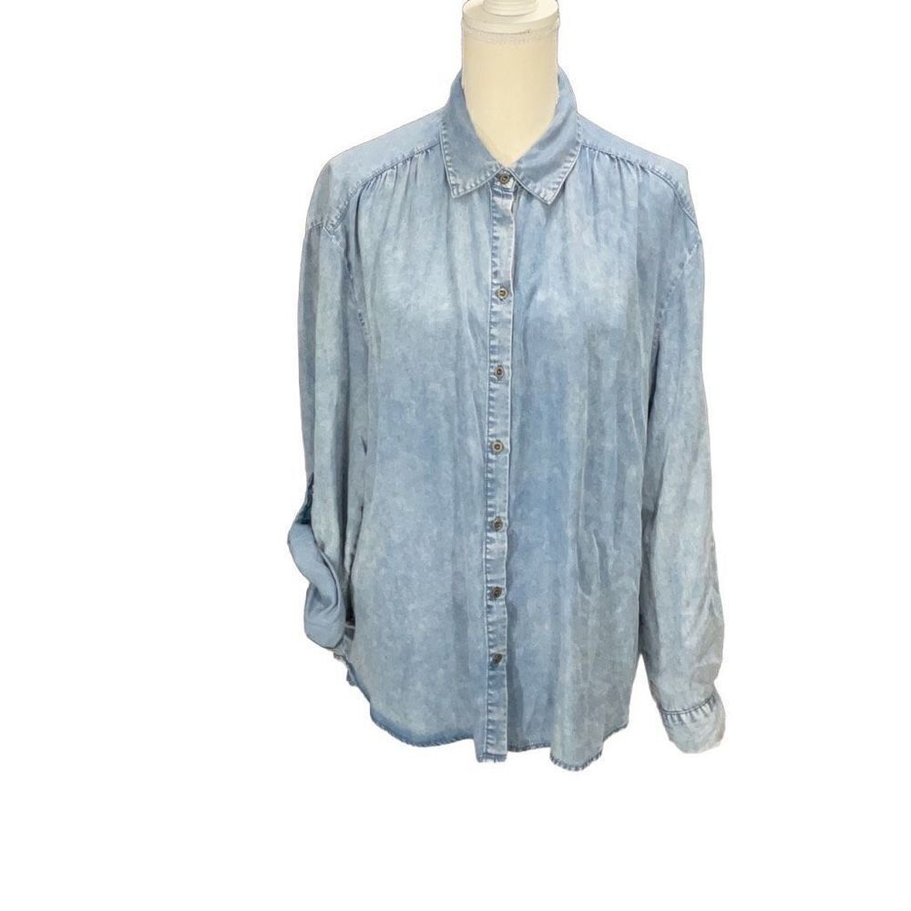 NWT Jane + Delancey Denim Blue Button front Long Sleeve Roll Tabs Shirt Sz L